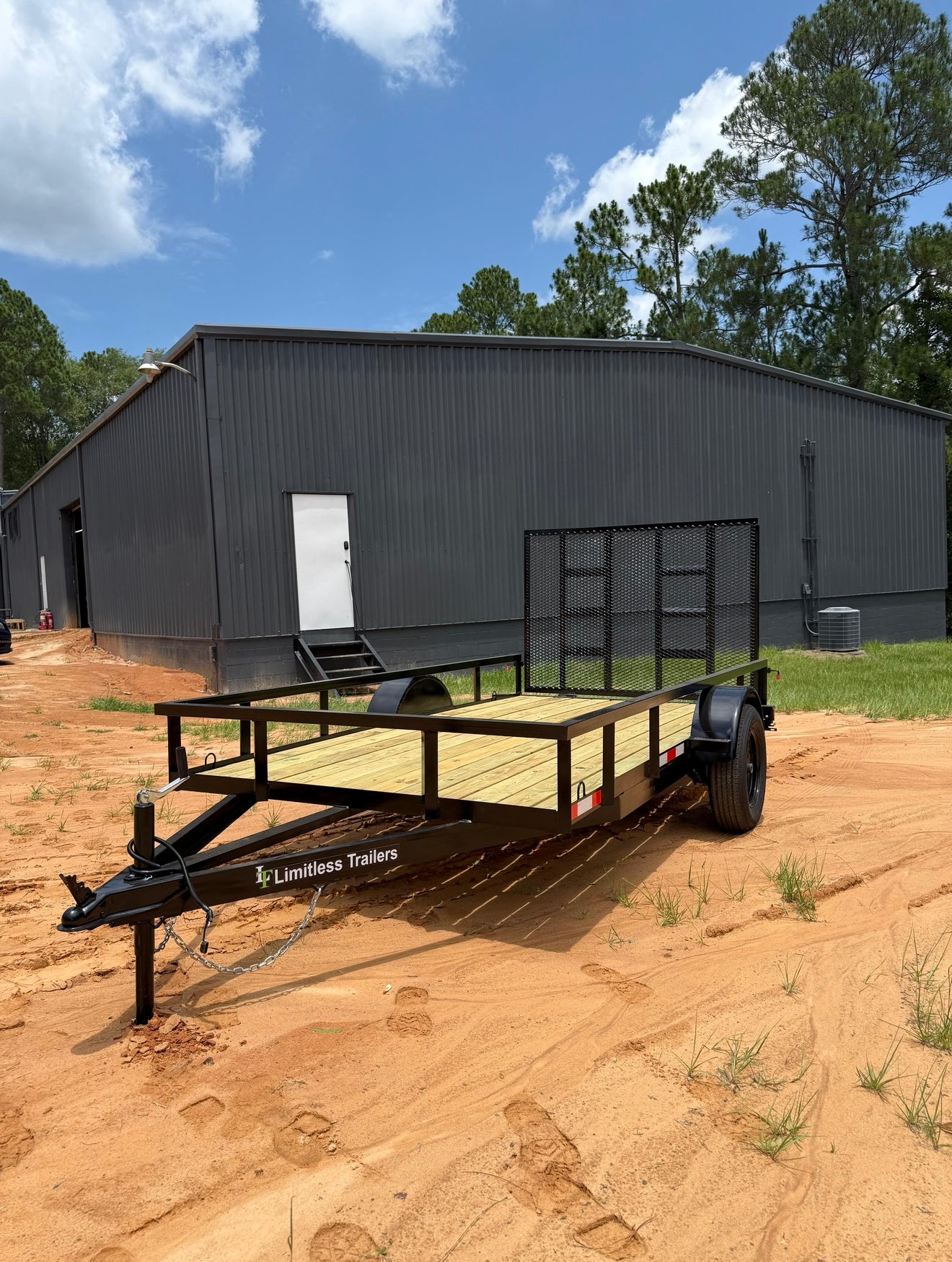 Utility Trailers 6-Foot-Wide